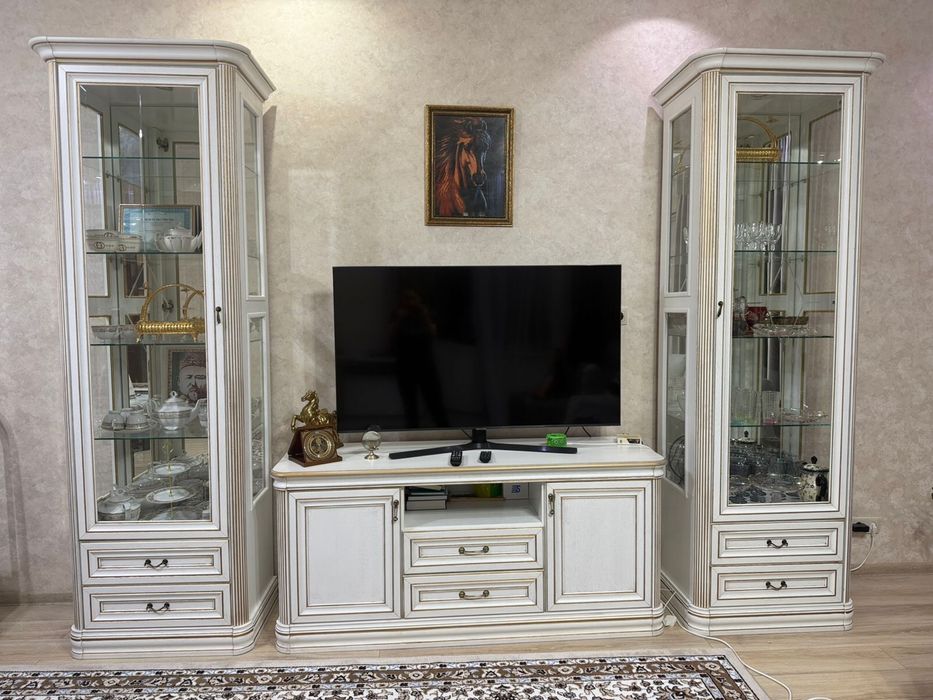 Горка стенка в гостиную