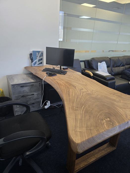 Стол руководителя массив дерева