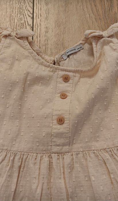 Rochița Reserved și fusta Next 104-110