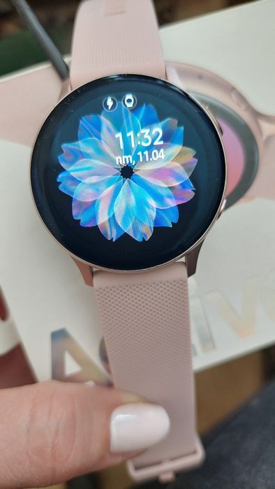 Часовник samsung active 2