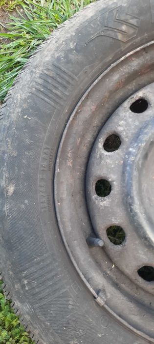 летни гуми с джанти 185/65 R14 - четири броя