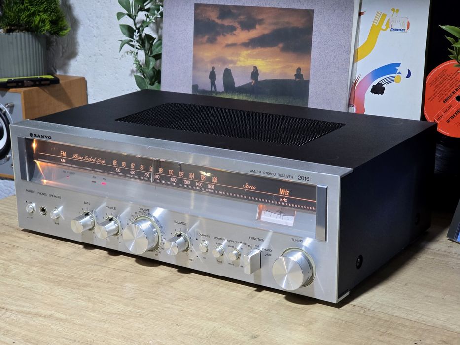 Receiver SANYO 2016, amplituner argintiu retro, hifi stereo