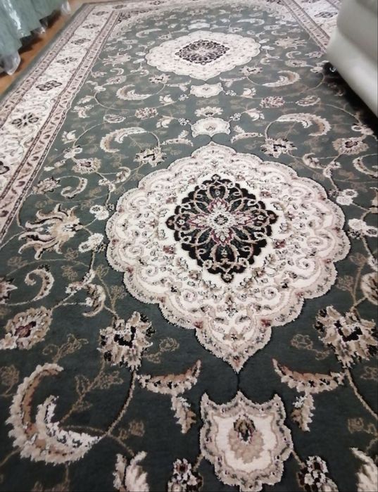 Ковер в отличном 250*500
