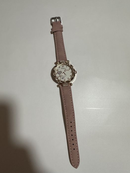 Женские часы новые