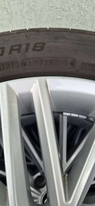 Vind  Jante  Originale 18 Seat Ateca cu anvelope noi de vara
