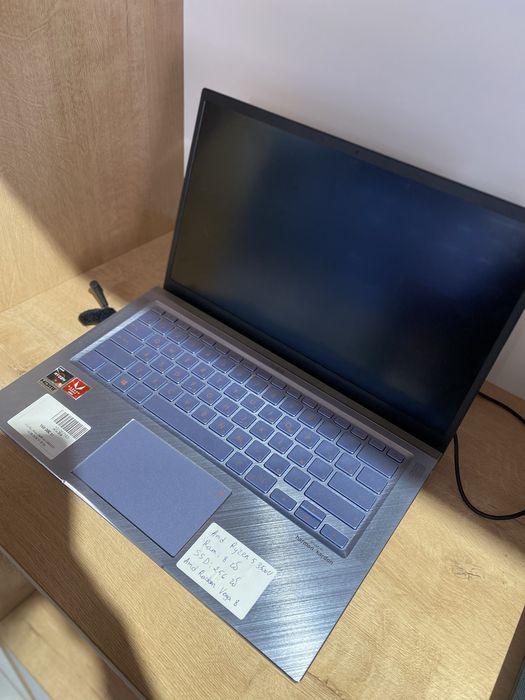 Ноутбук Asus Zenbook UM431D
