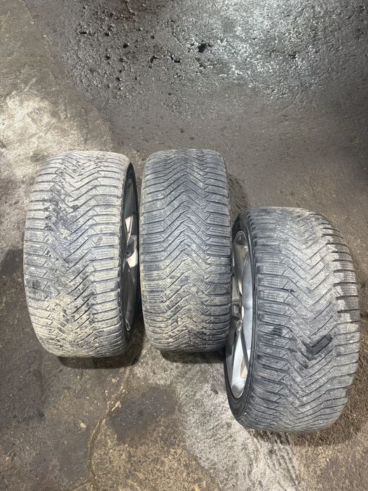 Зимни гуми Laufenn 245/40/18 3 броя . Джанти за audi 18 cola цола