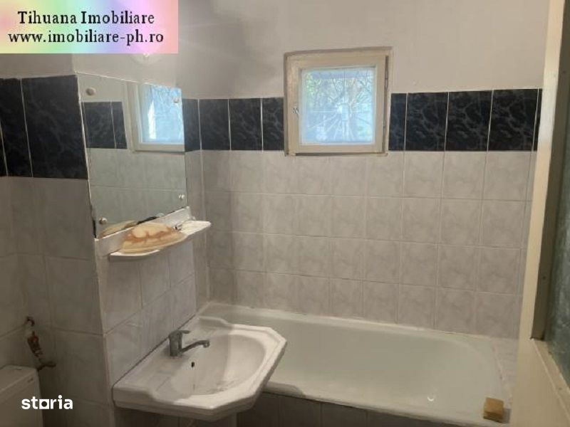 Apartament 3 camere de vanzare : 9 Mai-(Padina)