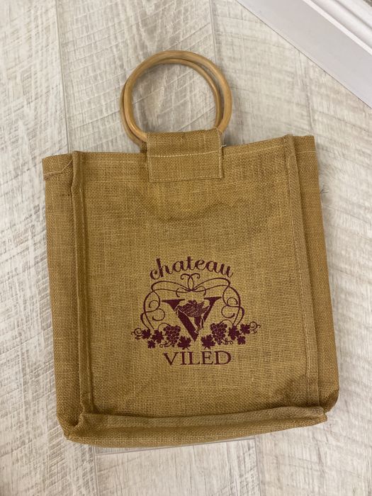 Пррдам сумочку соломеную для бутылок