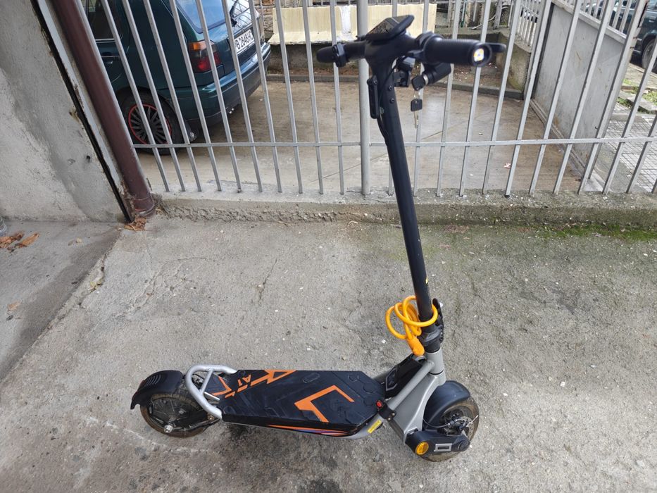 Електрическа тротинетка Кукирин А1