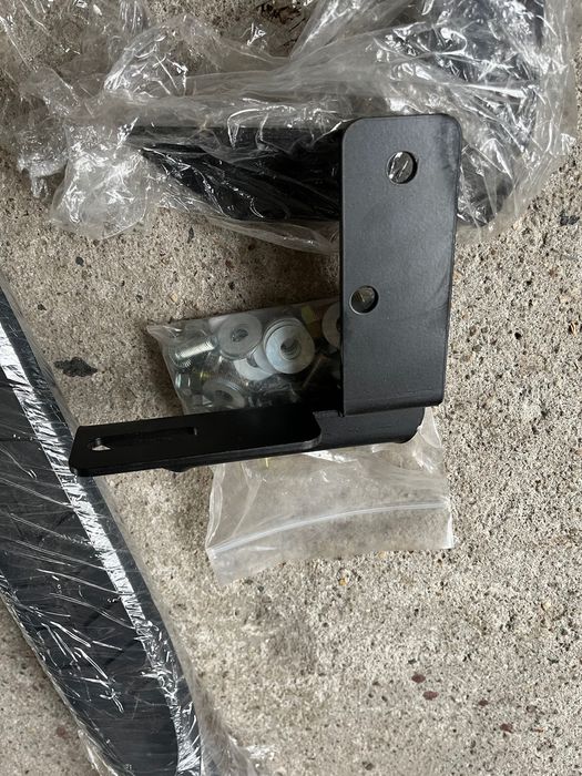 Степенки за Pajero 3 къса база