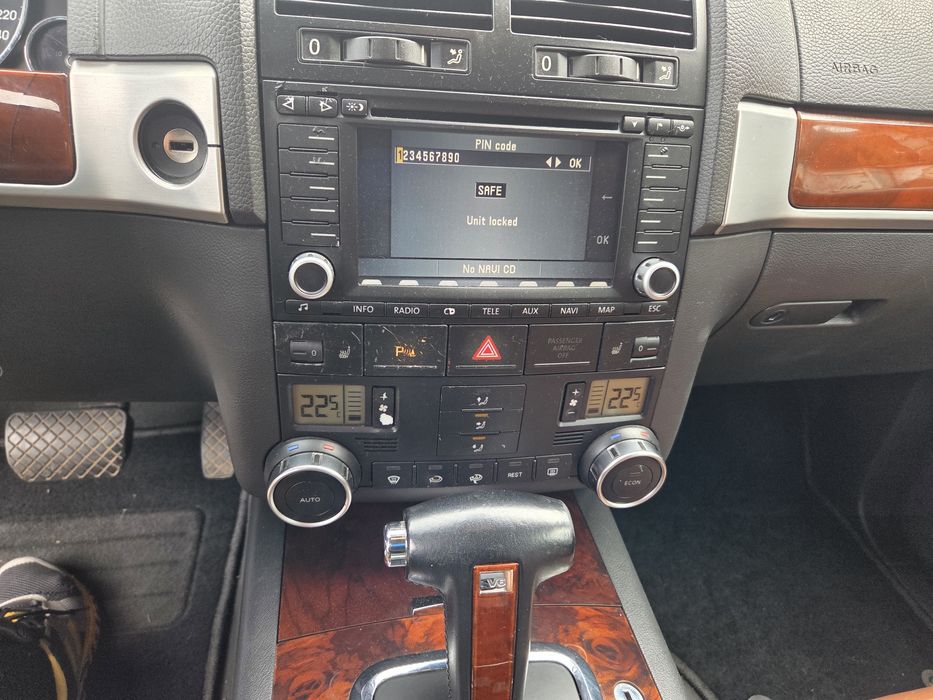 Vw Touareg 3.2 газ бензин