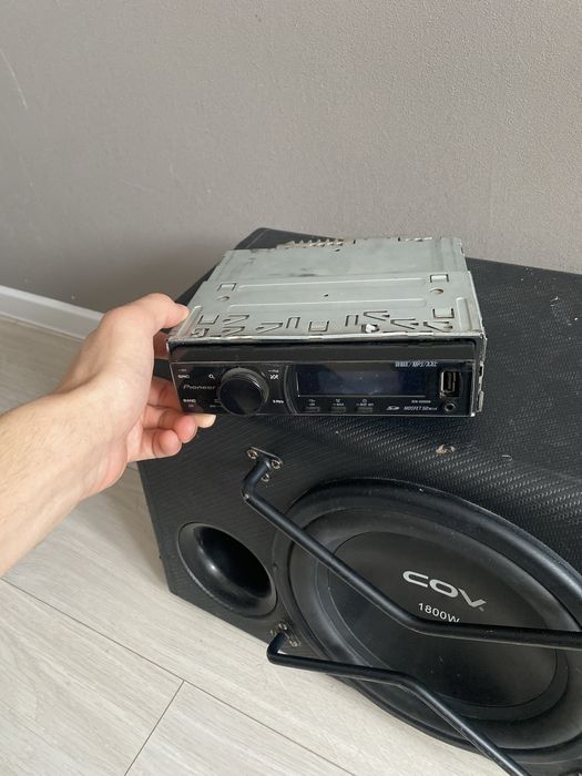 Продам пионер дельфин pioner deh9350SD