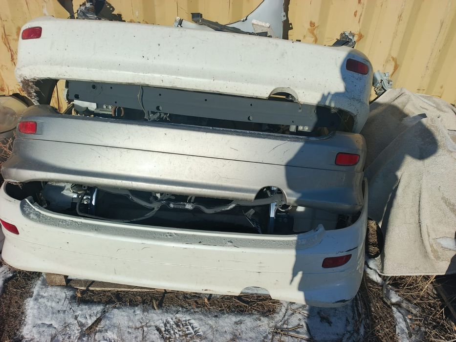 Toyota Estima 2002-05 бампер