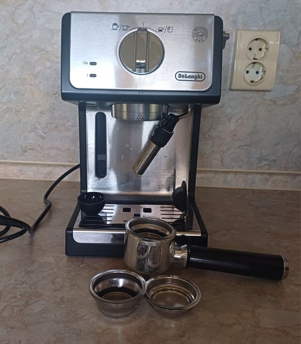 Кафе машина Delonghi