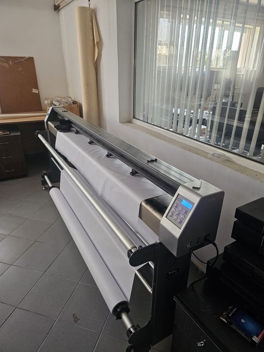 Plotter si Masini de cusut industriale