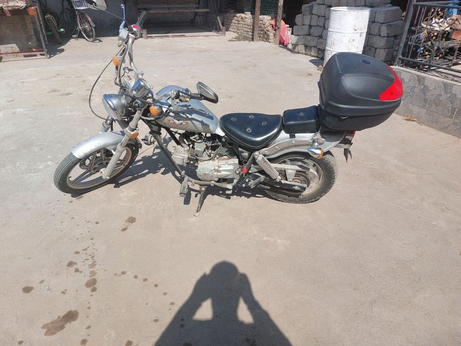 Мотоцикл чопер 150