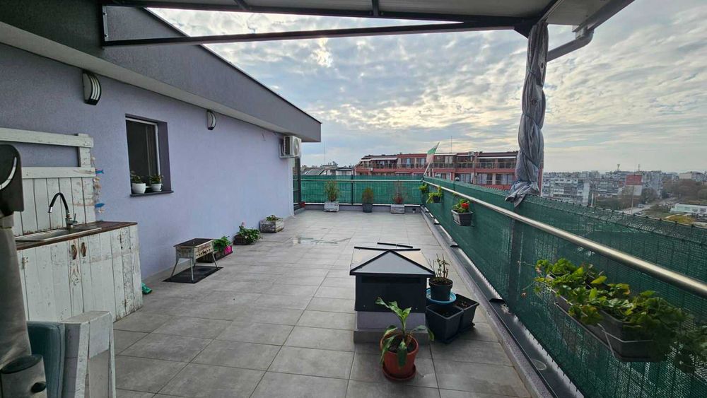 Тристаен апартамент 130кв.м., Възраждане 3, гр.Варна