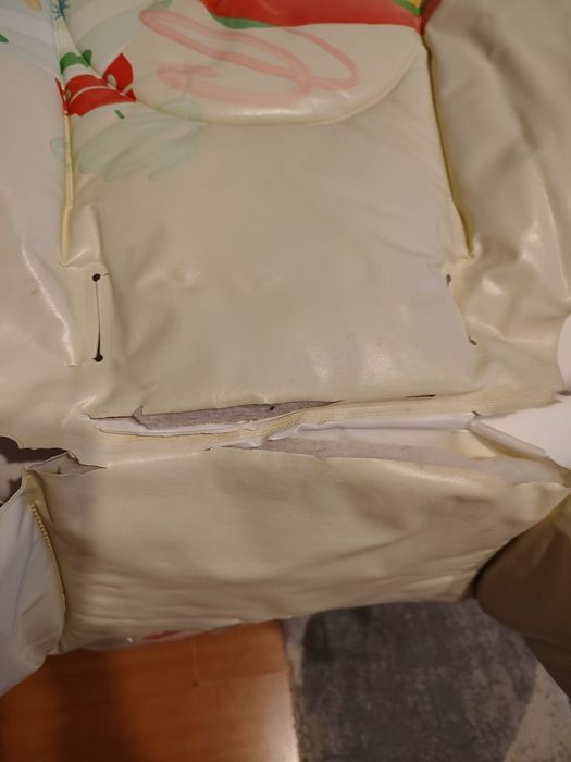 Scaun bebe cu măsuță CAM Campione