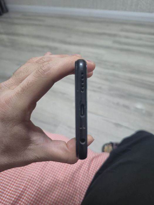 Продам телефон Remdi Note 8