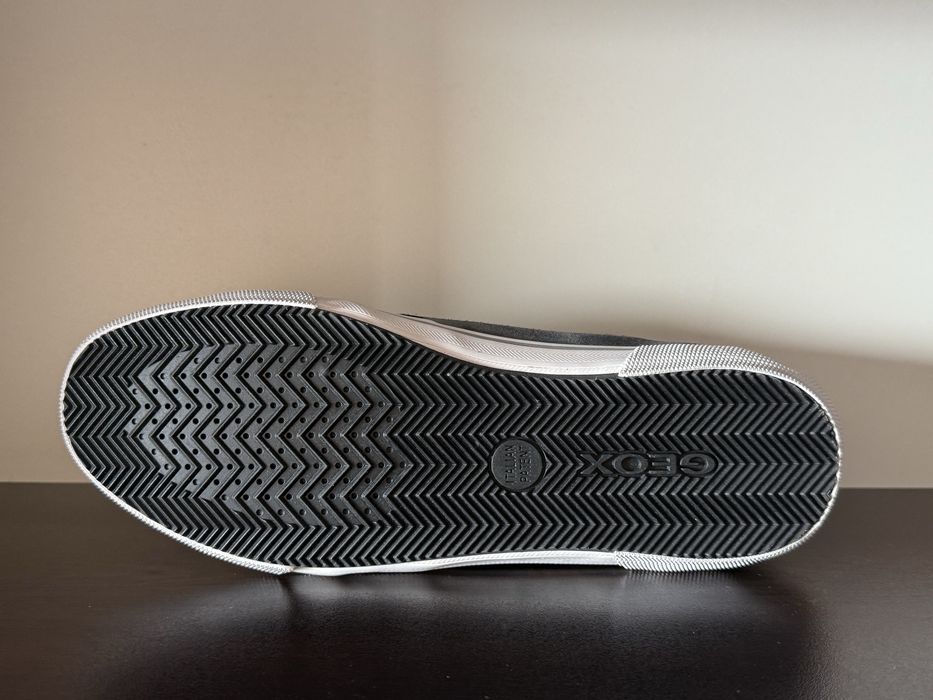 Geox U Kaven B 45номер 30см Стелка Нови с Кутия