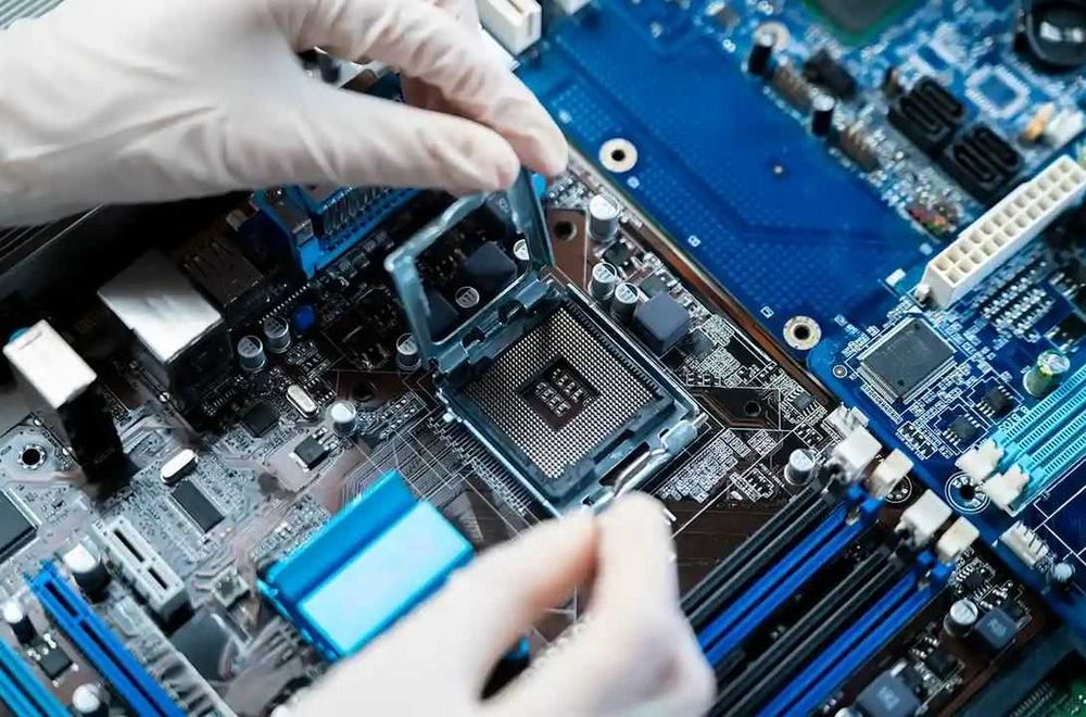 Сервиз и ремонт на лаптопи и десктоп компютри