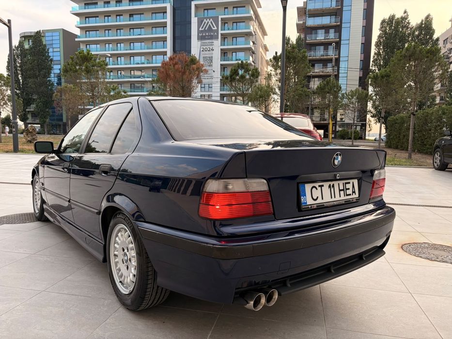 BMW Seria 3 1993 — imagine 4