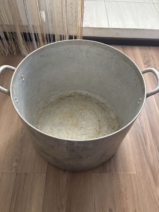 Продам кастрюлю производства СССР
