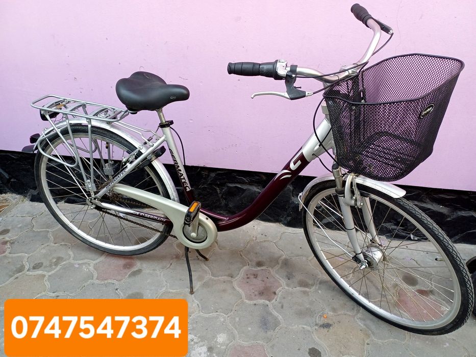 Bicicleta  pret  afisat  în  poze
