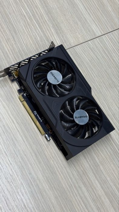 NVIDIA GeForce RTX 4060 8GB