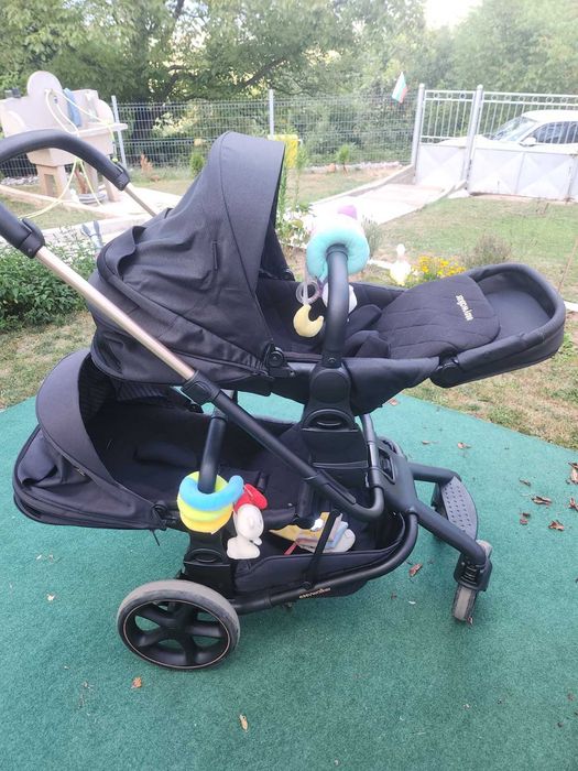 Бебешка количка Easywalker Gold Edition за породени деца или близнаци.