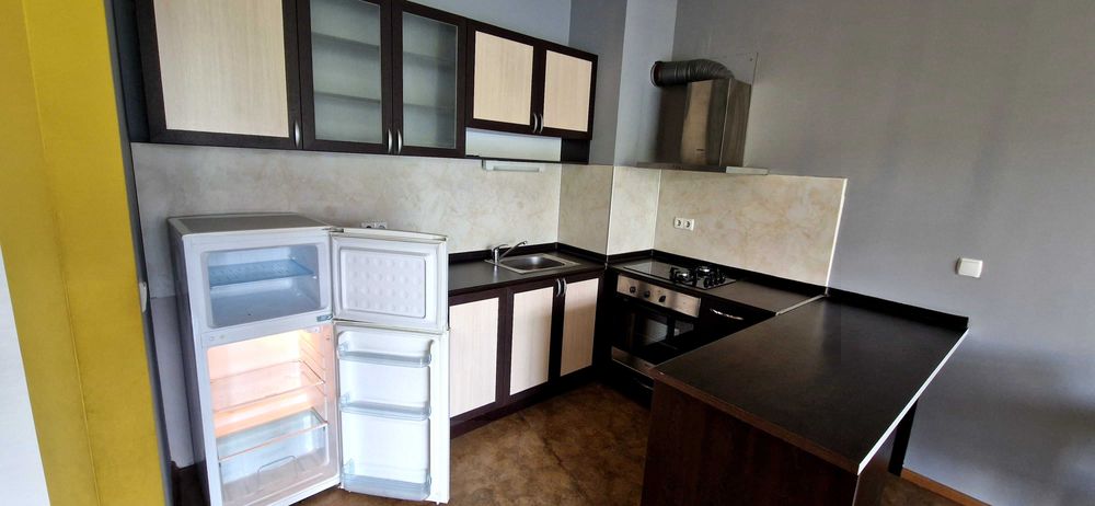 Дава се под наем Тристаен апартамент в София, Борово - 102 кв.м за 714 € - Снимка #1