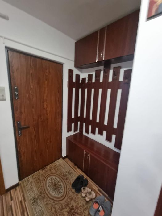 Vand apartament 2 camere decomandate Lapus Arges
