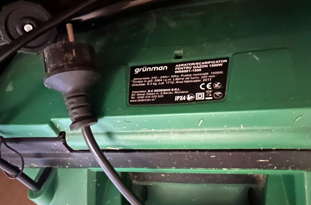 Scarificator/aerator Grunman 1500 w/30 l