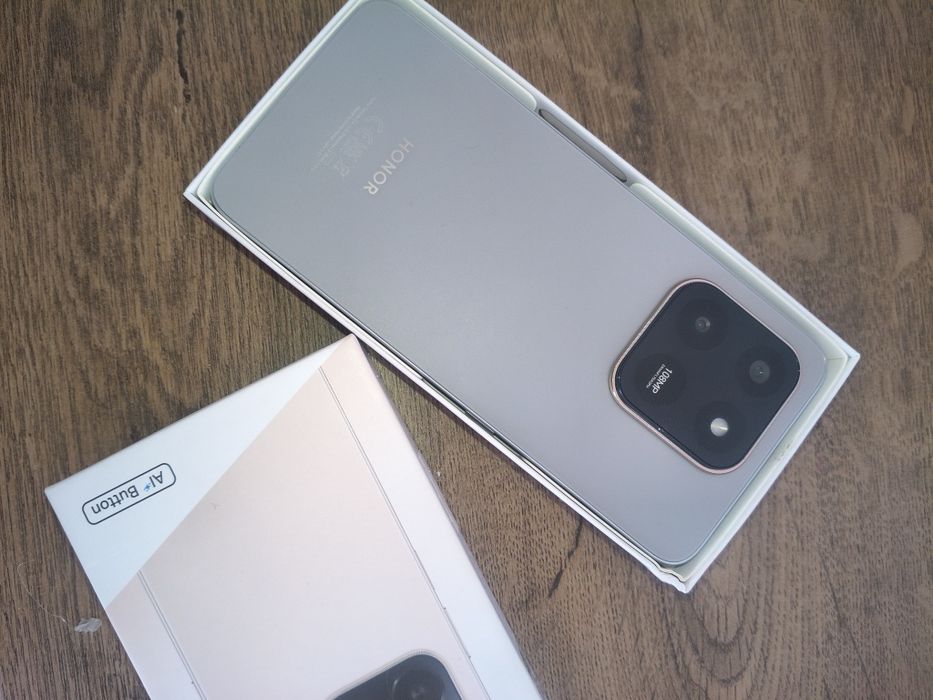 Honor x7d Al button
