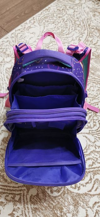 Продам рюкзак для девочки
