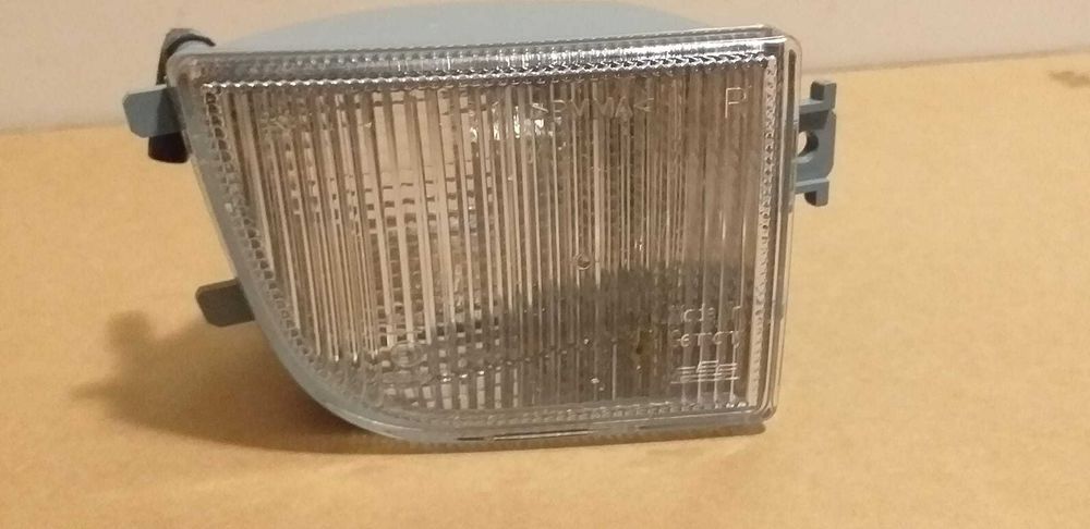 Lampa semnalizare fata Volkswagen Passat 3A0953156A