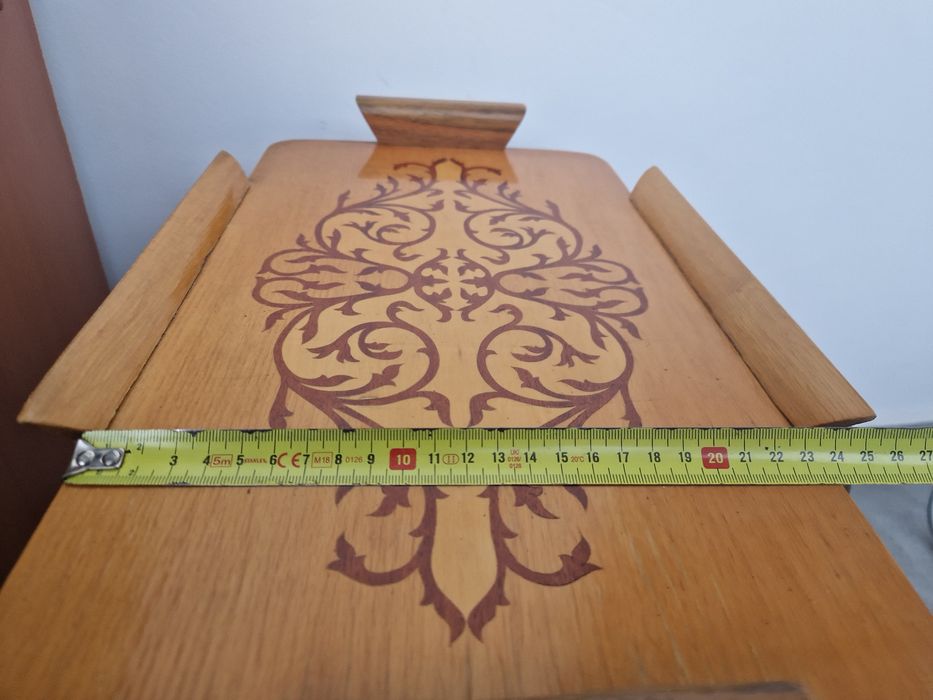 Tava lemn cu intarsie