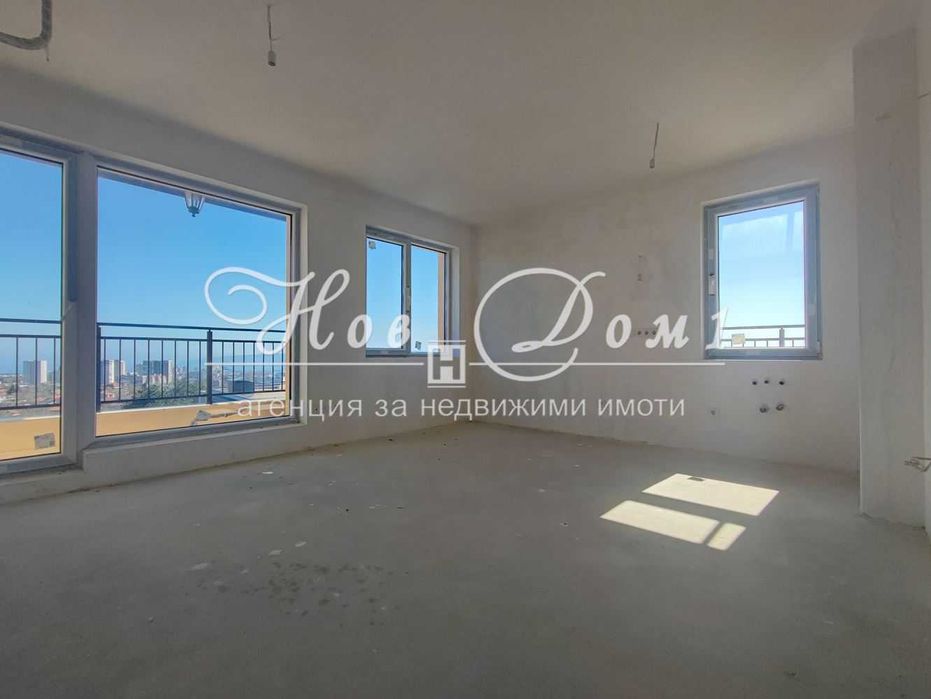 стилен тристаен апартамент в нова луксозна сграда