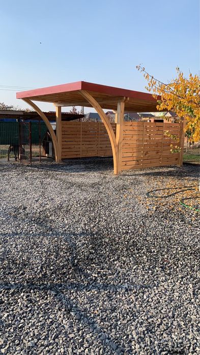 Carport auto din lemn stratificat