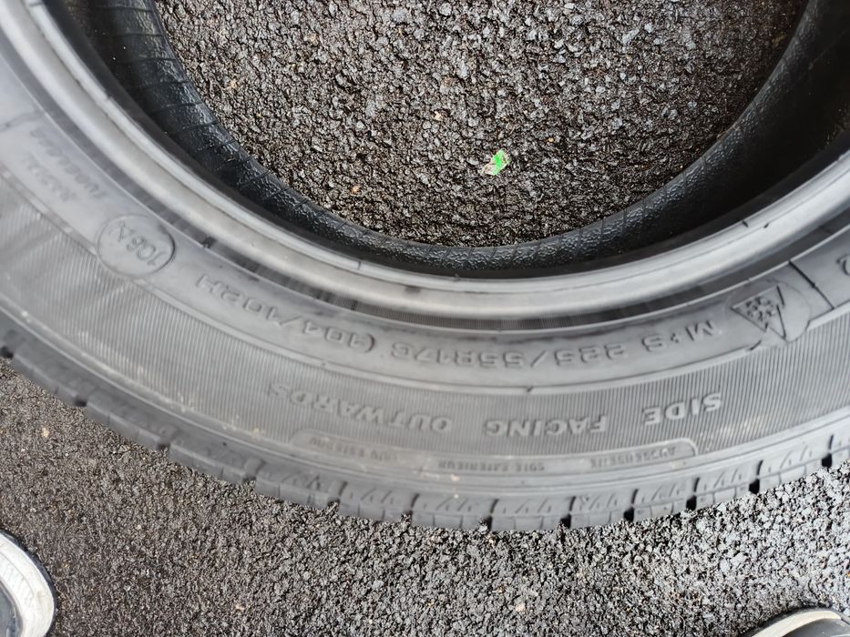 225.55.17C Goodyear M+S Second-hand