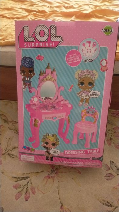 Детский столик со стульчиком