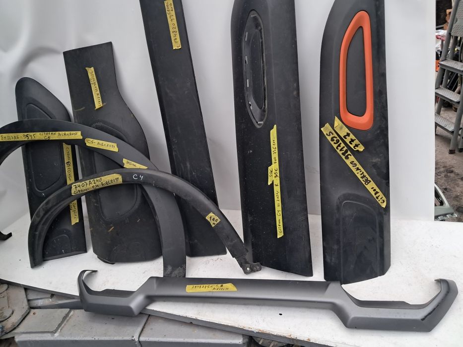 Лайсна калник врата Citroen C4 C5 Aircross Berlingo  2017/2025г