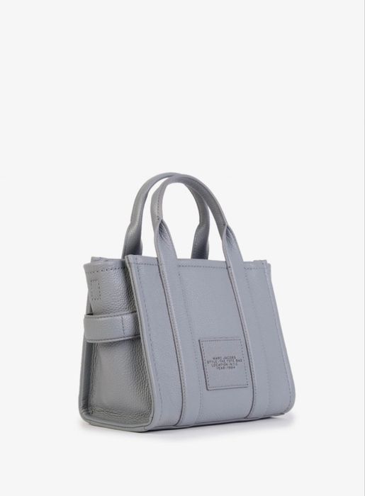 Marc Jacobs The Leather Small Tote Bag в сиво - оригинал