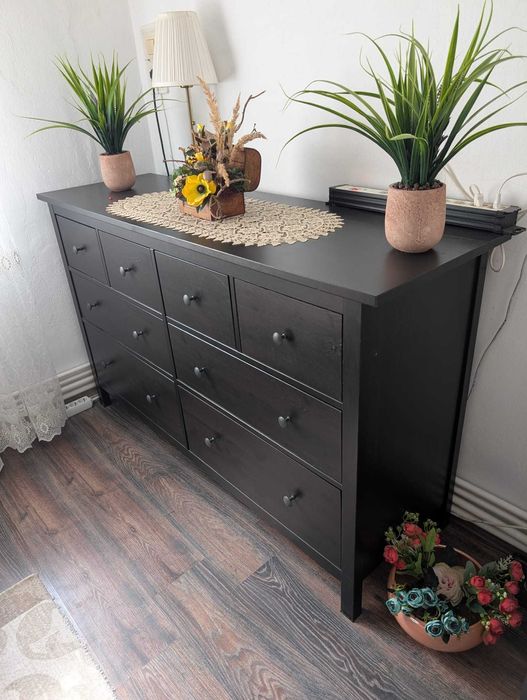 Comoda 8 sertare IKEA HEMNES