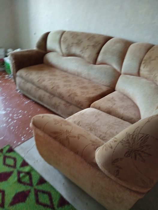 Продам диван б/у