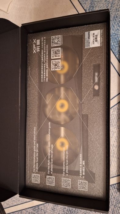 Placa video XFX AMD RX 9070XT  Magnetic Air Edition