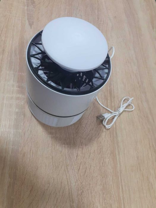 Aparat anti-tantari cu lamp UV si ventilator - USB