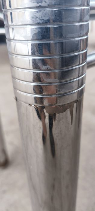 Продам стеклянный стол