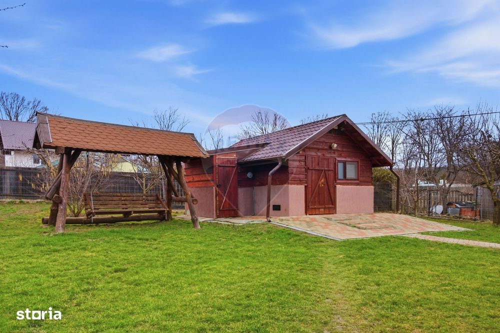 Casă / Vilă cu 5 camere de vânzare